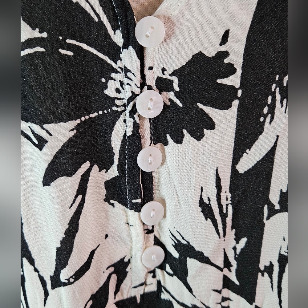 Rusttydustty Dress Size 2X Black & Off White Floral EUC - Picture 5 of 9